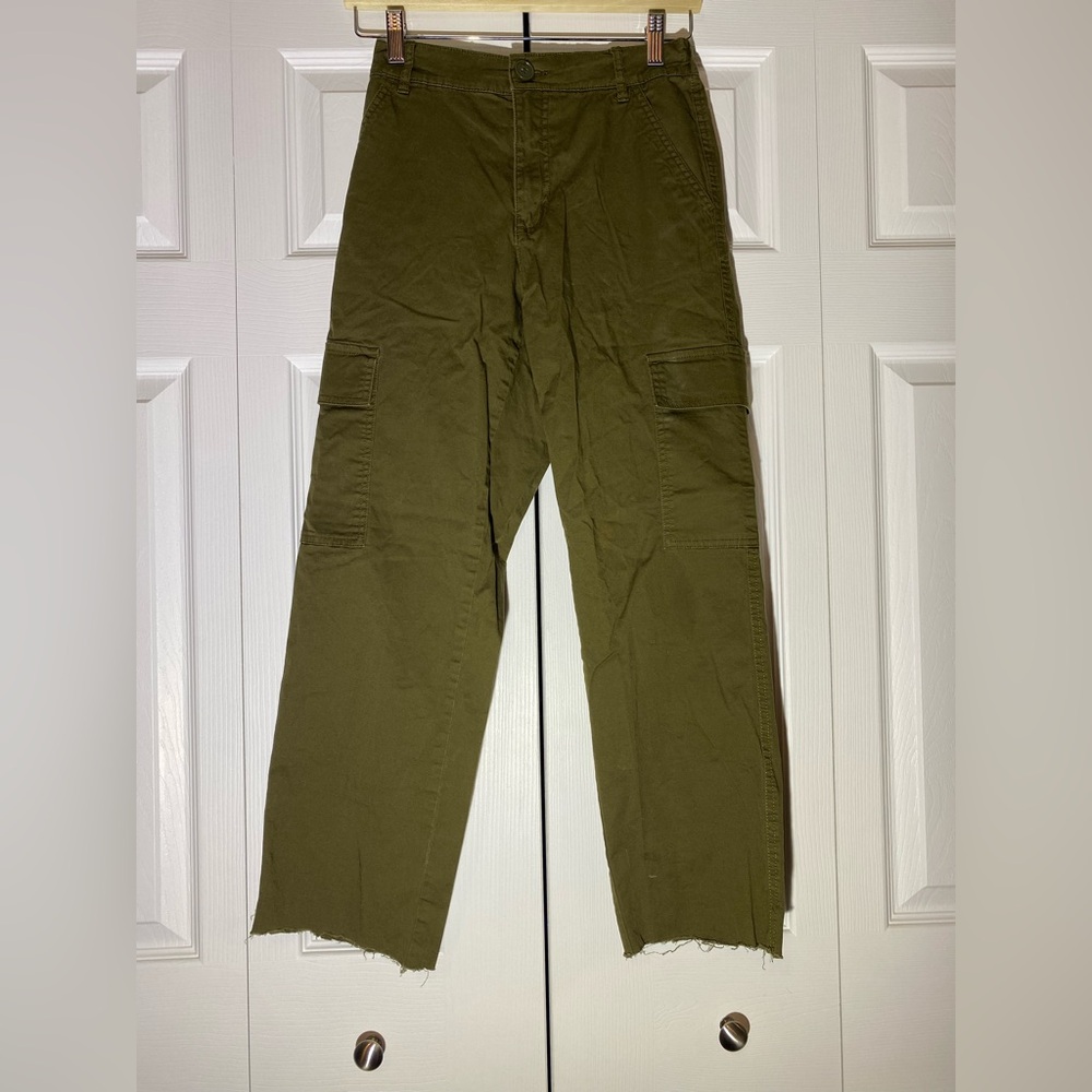 Garage Women's Khaki Cargo Pants